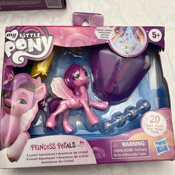 NWT My Little Pony Crystal Adventure Princess Petals and Sunny Starscout 3" - Picture 6 of 8